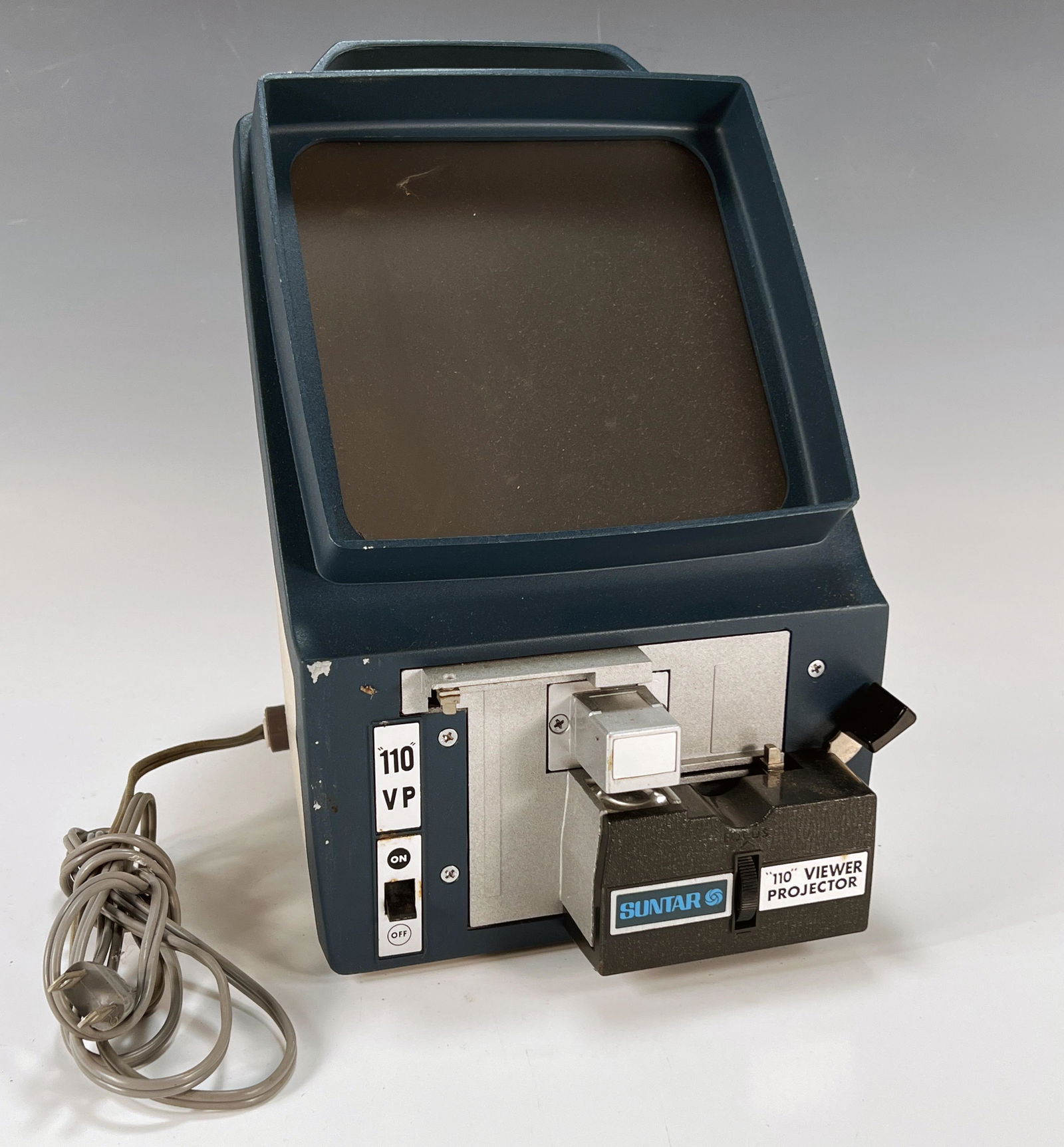 SUNTAR 110 VIEWER PROJECTOR (1 of 4)