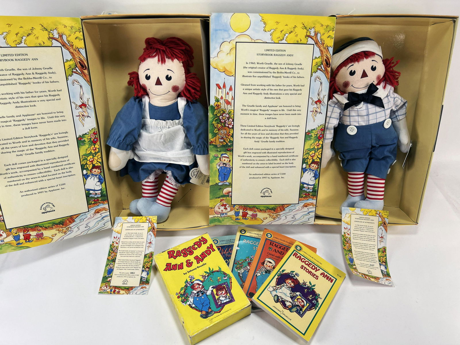 RAGGEDY ANN & ANDY BOOKS AND DOLLS IN BOXES LIMITED EDITION COAS (1 of 3)