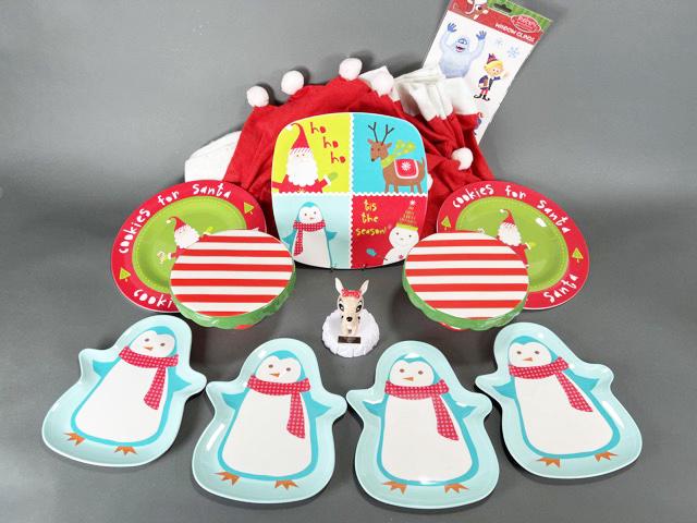 CHRISTMAS TABLE SETTINGS (1 of 5)