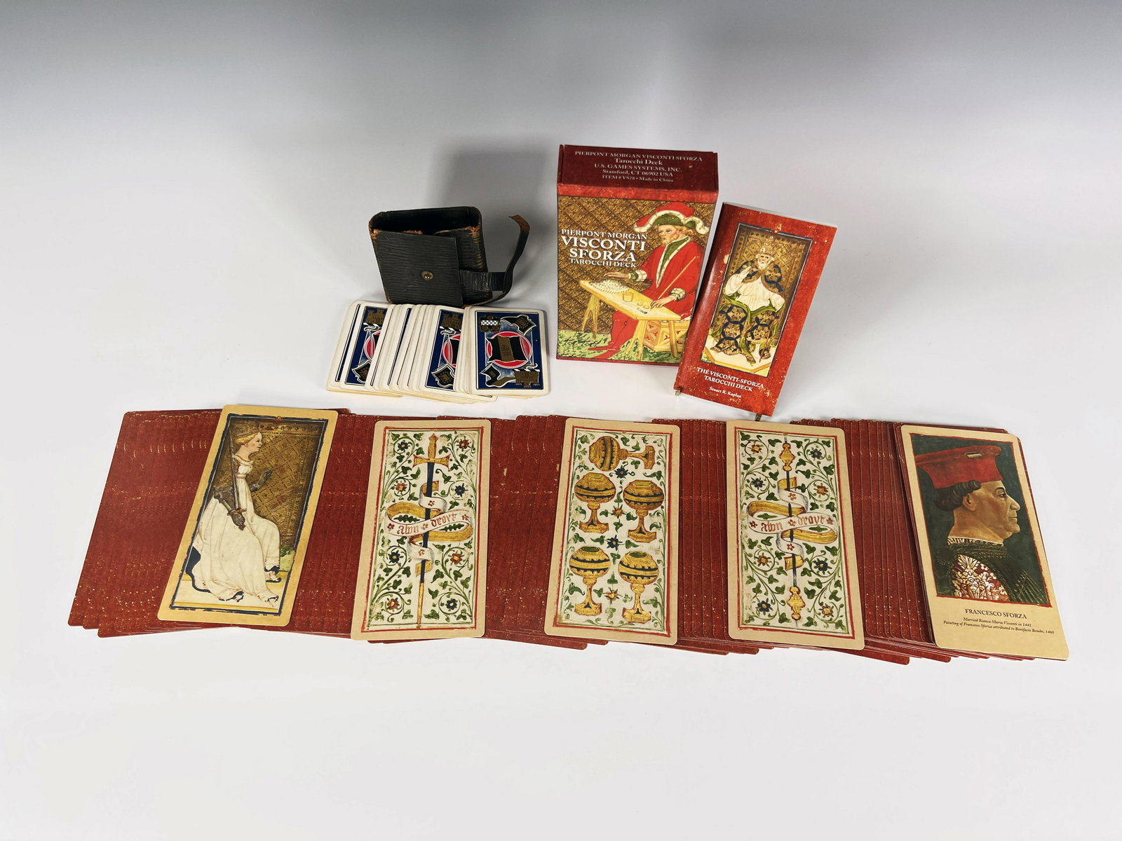 VINTAGE PLAYING CARDS & VISCONTI SFORZA TAROT CARDS IN BOX (1 of 2)