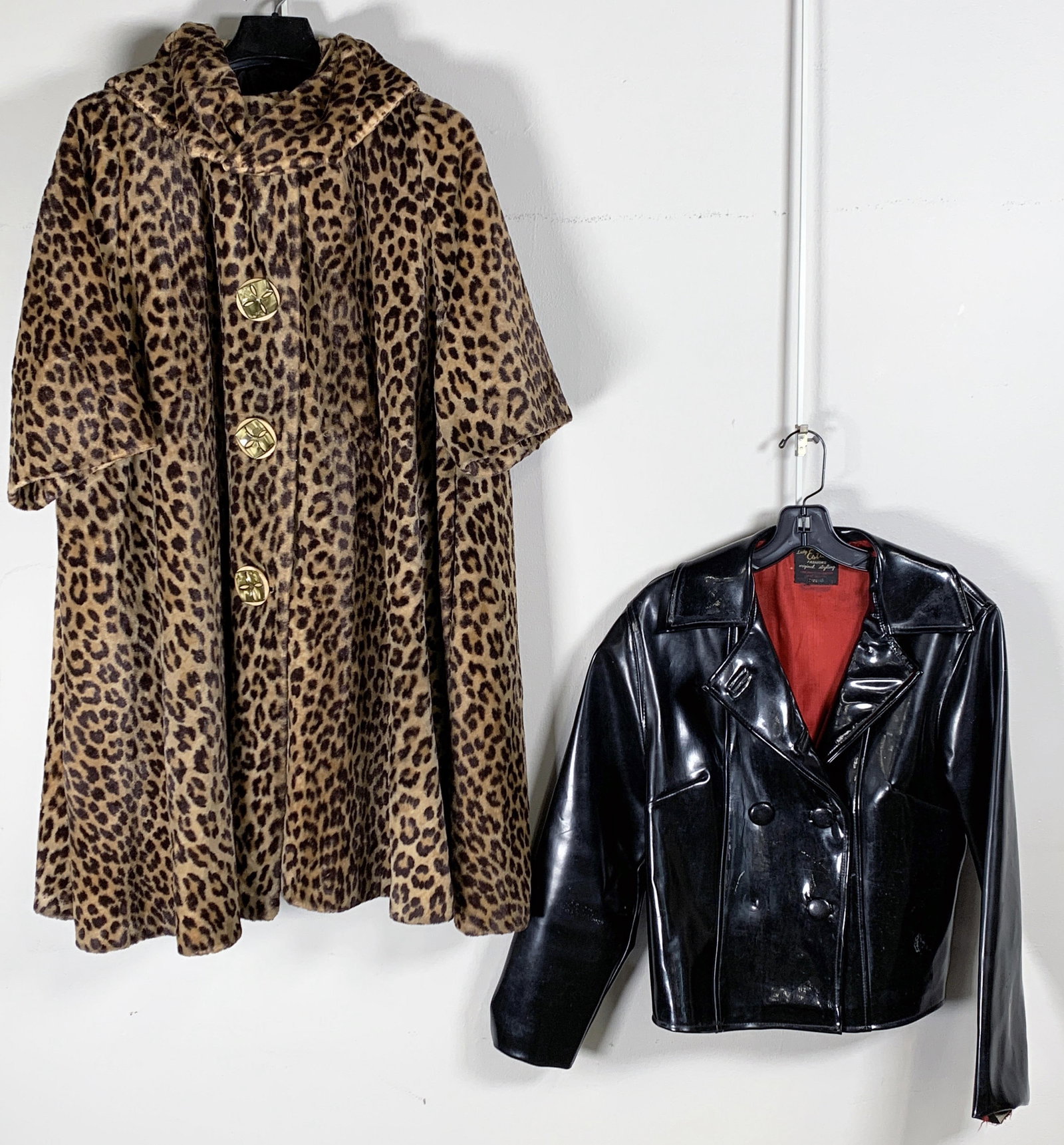 VINTAGE COATS- 1950S FAUX LEOPARD SWING COAT & BLACK 60S VINYL JACKET (1 of 6)