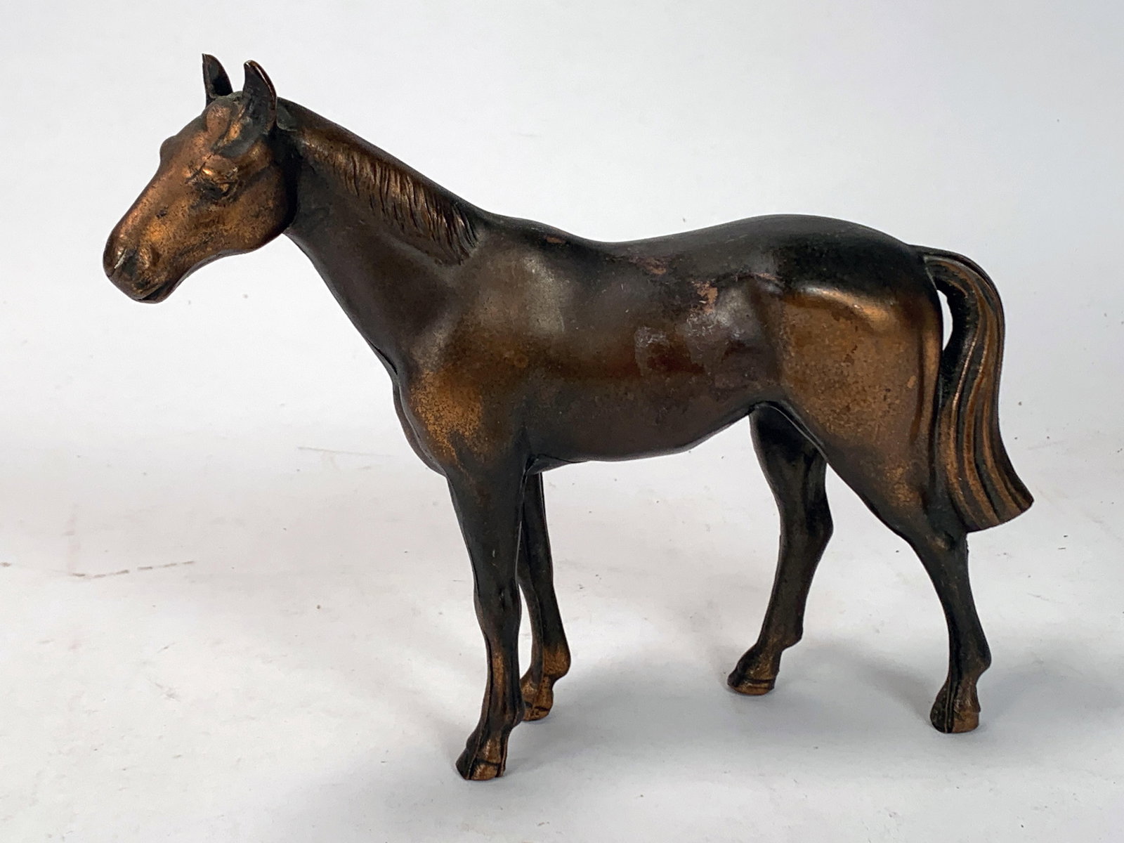 DECORATIVE VINTAGE COPPER COLORED METAL HORSE (1 of 2)