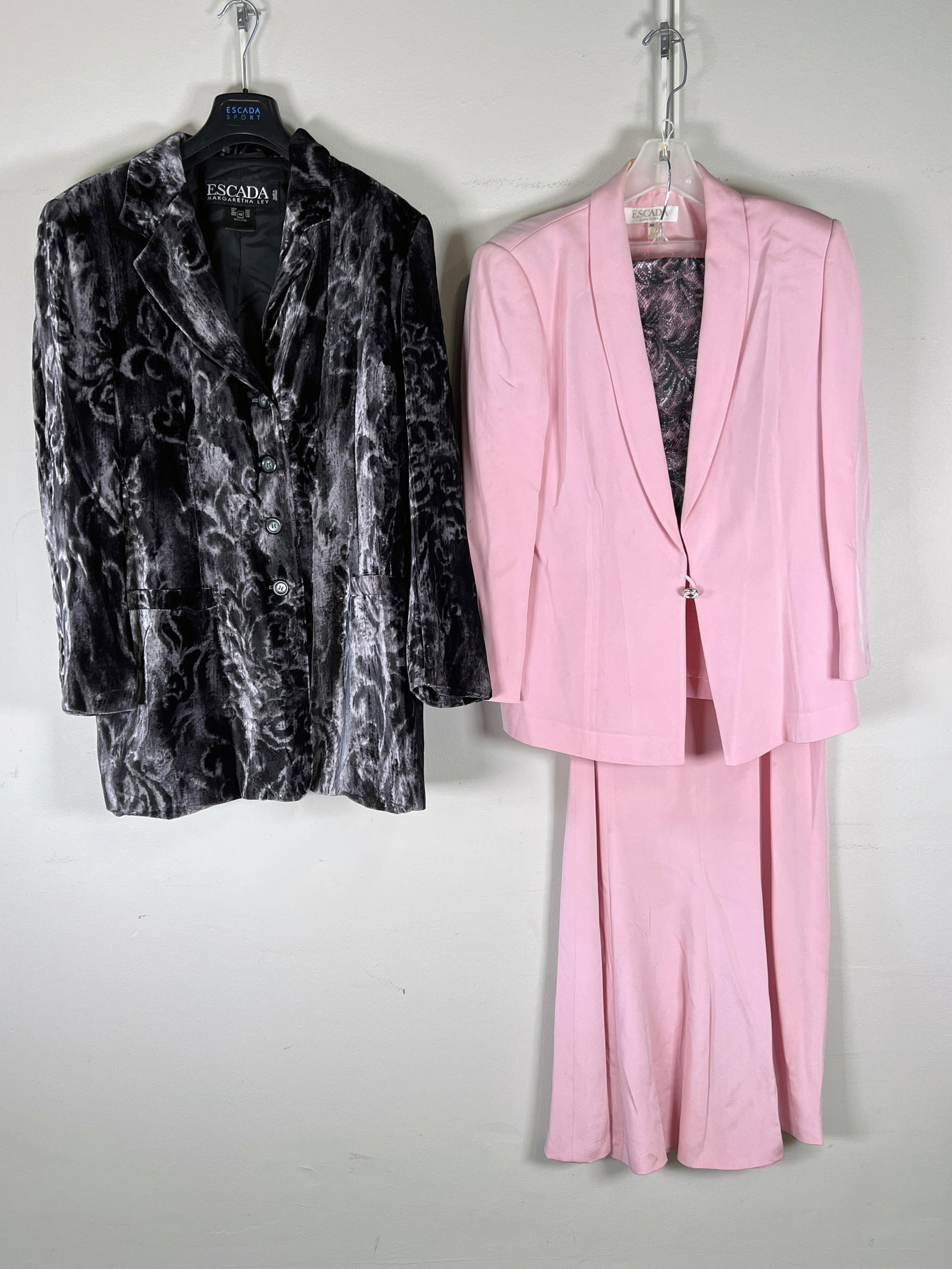 VINTAGE ESCADA CLOTHING (1 of 8)