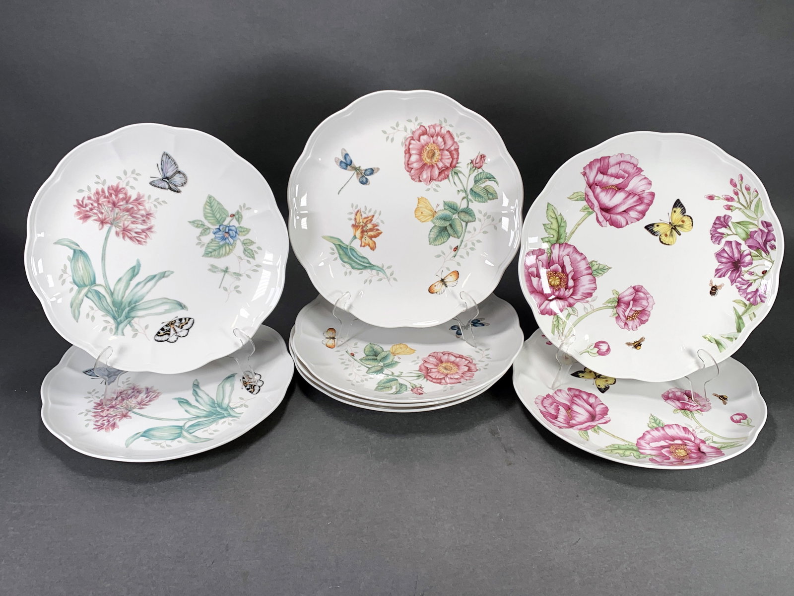 8 LENOX BUTTERFLY MEADOW PLATES (1 of 7)