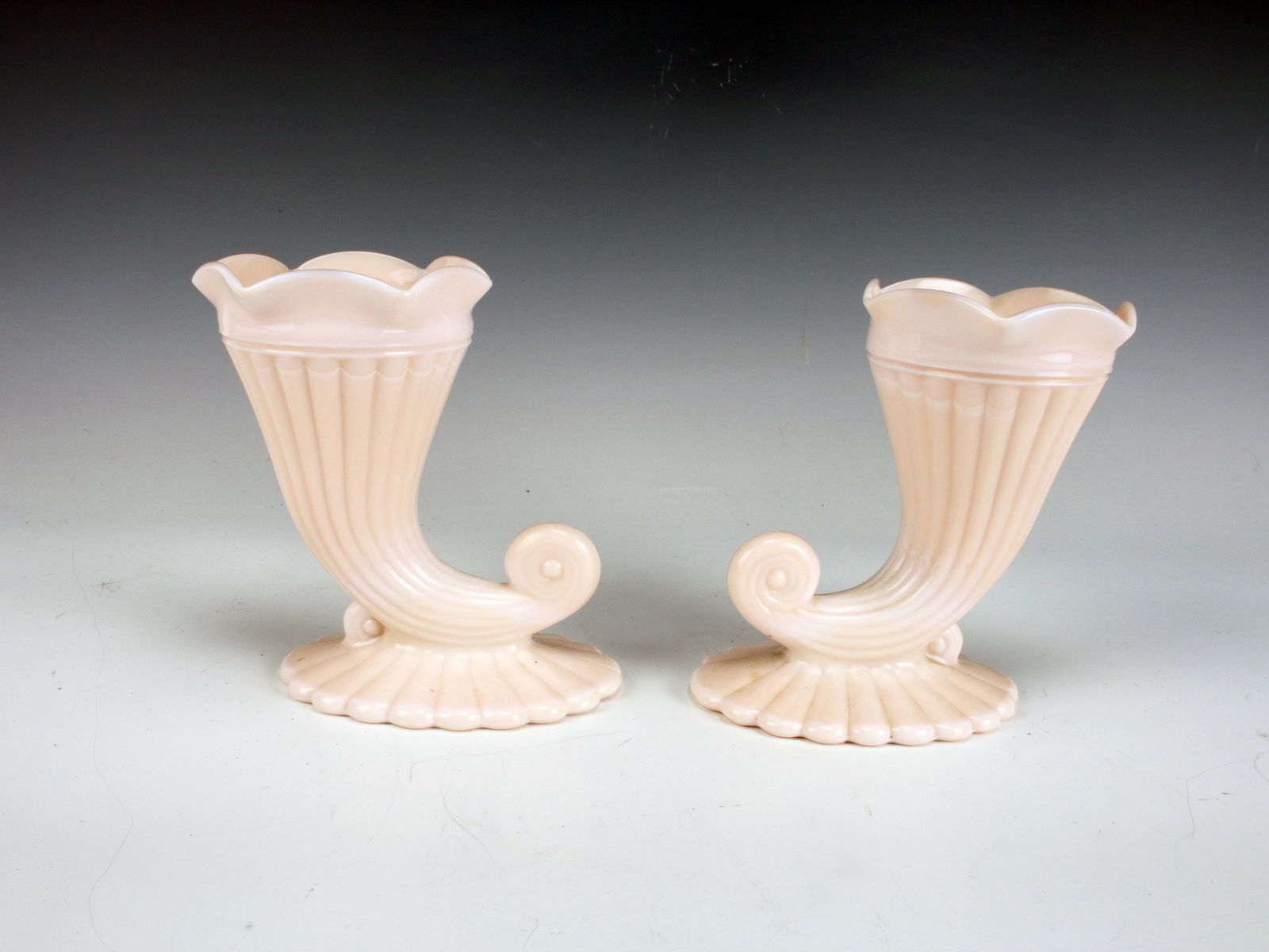 TWO VINTAGE PALE PINK GLASS CORNUCOPIA VASES (1 of 3)