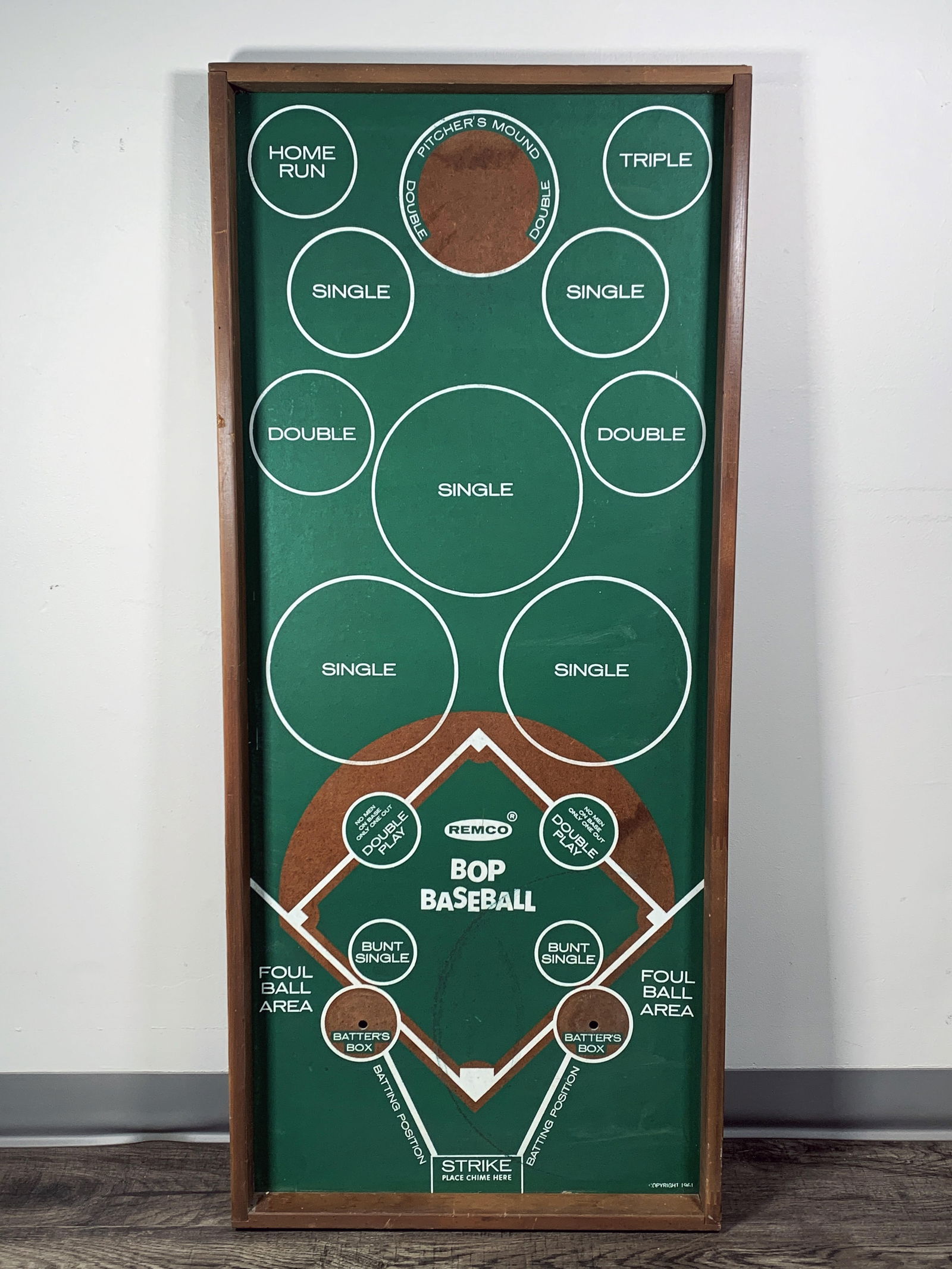 REMCO BOP BASEBALL BOARD GAME (1 of 4)