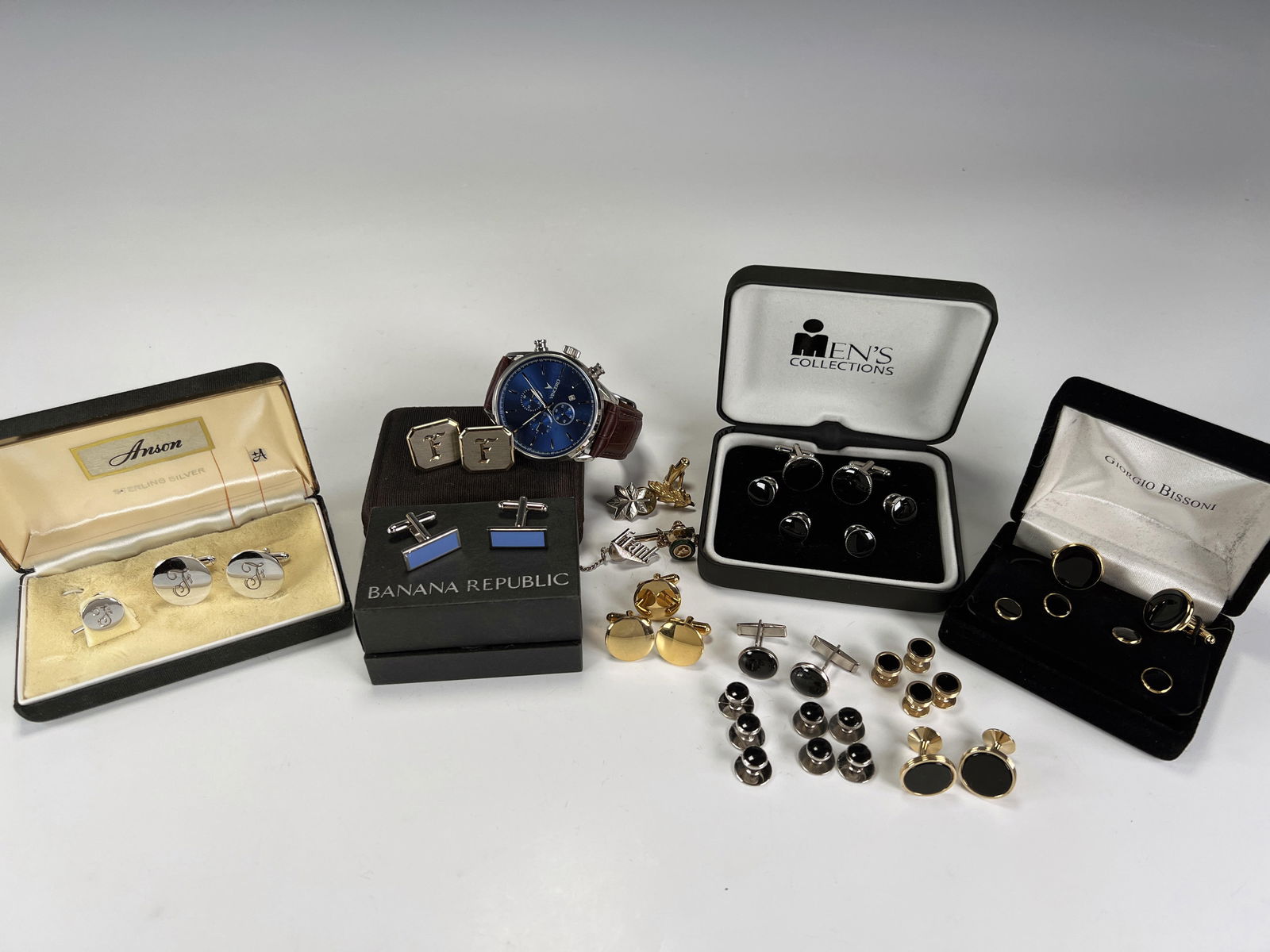 CUFF LINKS & STUDS SETS, VINCERO WATCH, BANANA REPUBLIC CUFF LINKS (1 of 7)