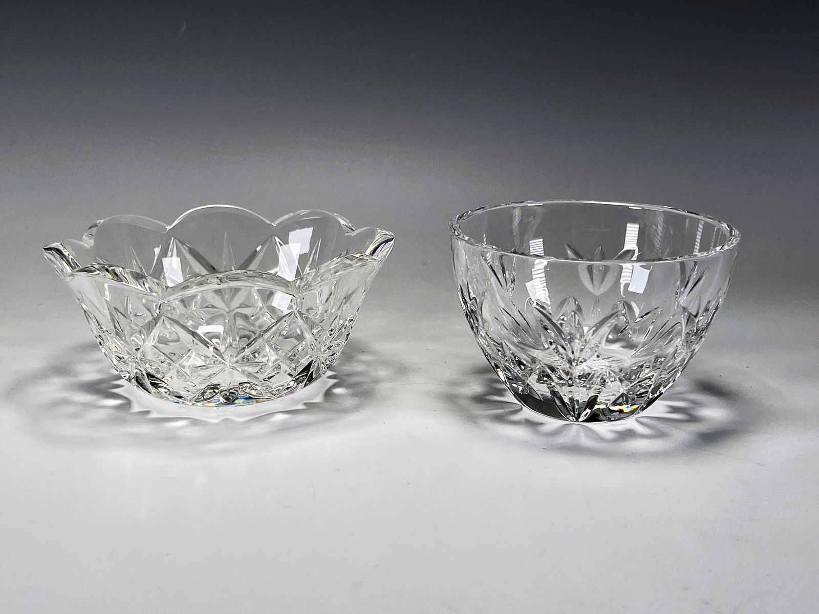 TWO SMALL WATERFORD CRYSTAL BOWLS (1 of 5)