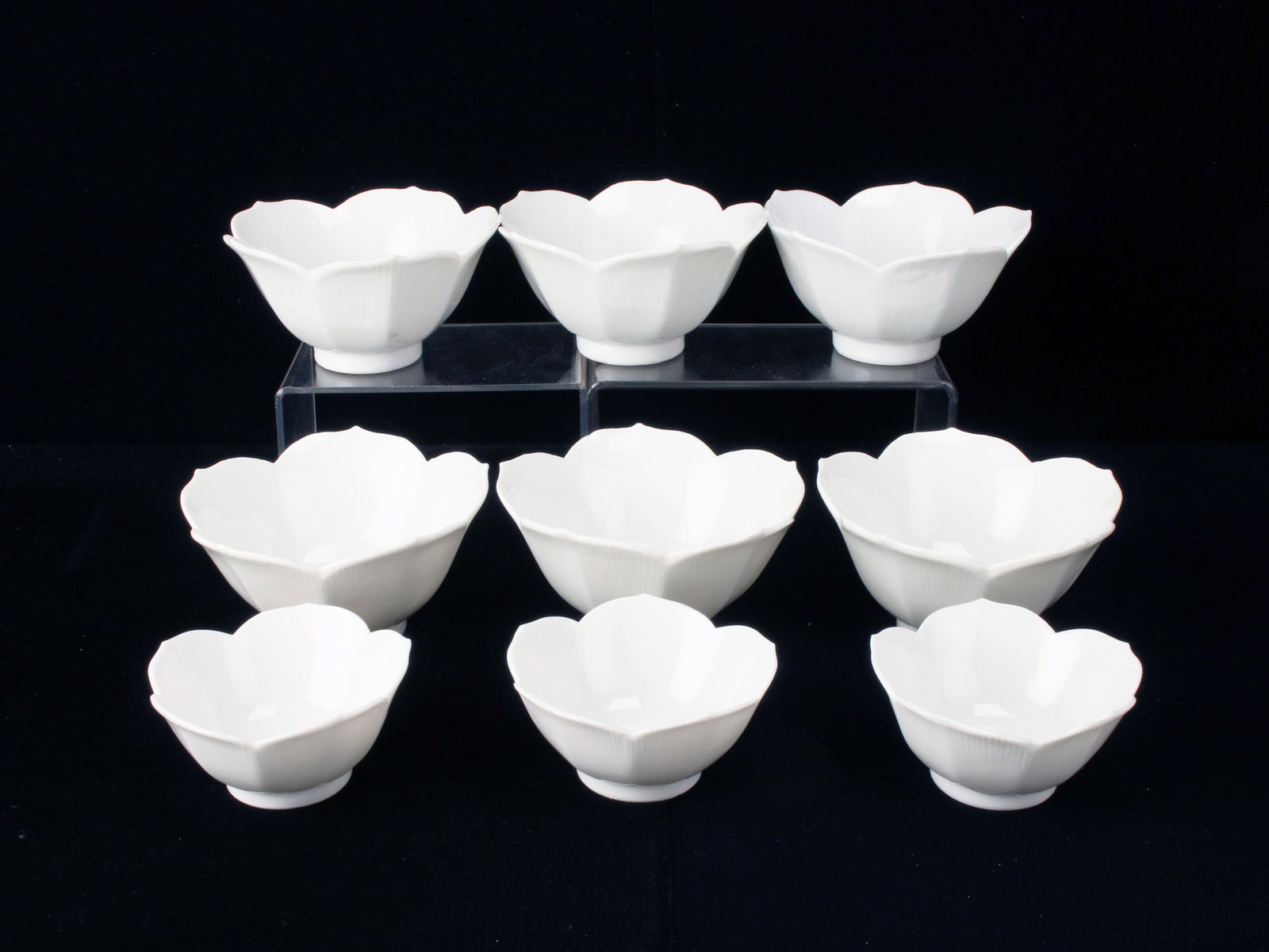 VINTAGE MCM OMC WHITE LOTUS RICE BOWLS (1 of 6)