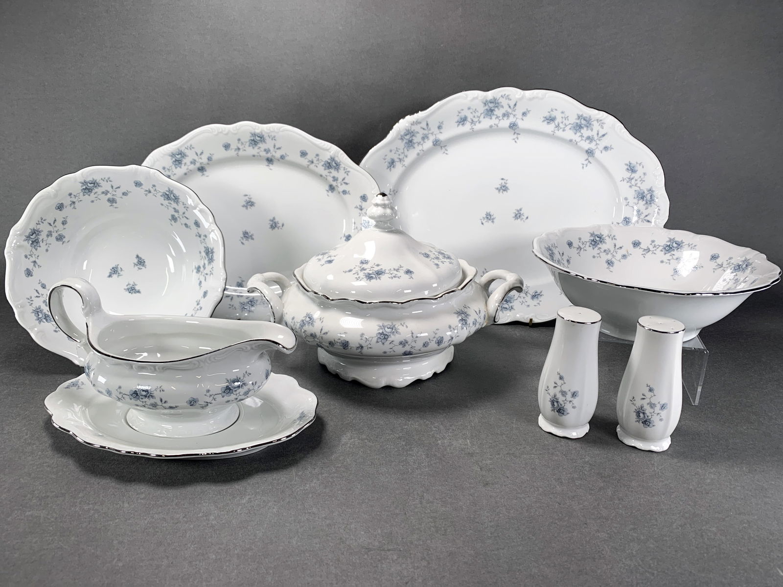 JOHANN HAVILAND BAVARIA SERVING PIECES (1 of 3)