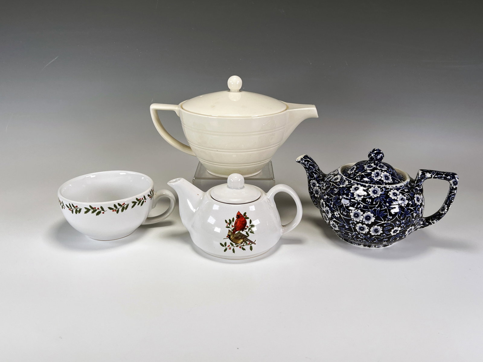 LOT OF VINTAGE TEA POTS BURLEIGH STAFFORDSHIRE & MUG: LOT OF VINTAGE TEA POTS BURLEIGH STAFFORDSHIRE & M