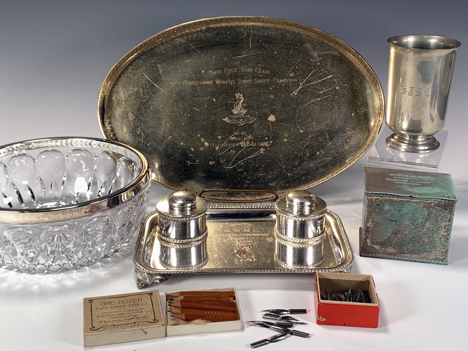 ENGRAVED TROPHY DESK ACCESSORIES PLUS: ENGRAVED TROPHY DESK ACCESSORIES PLUS
