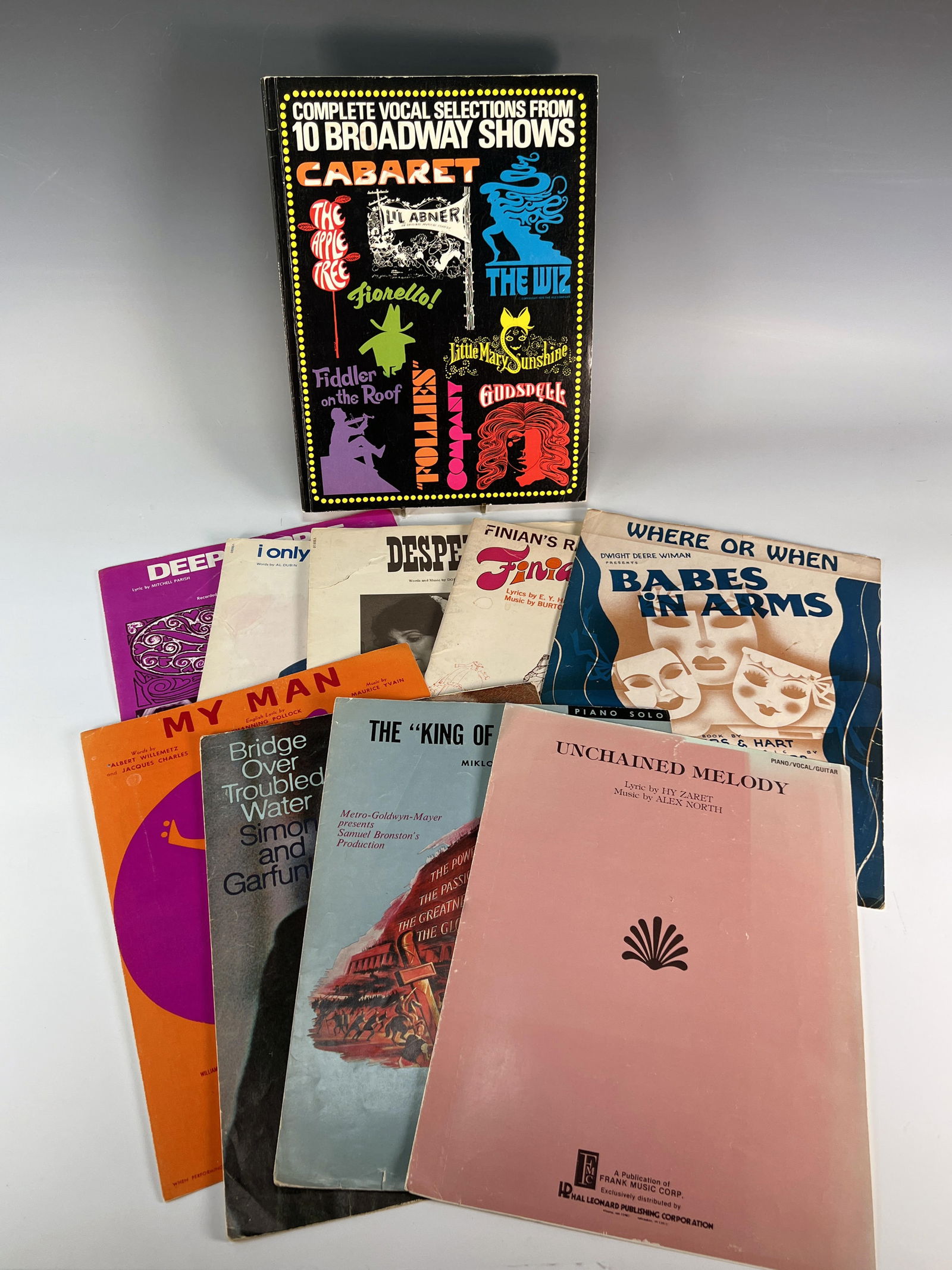BROADWAY SHOW VOCAL SELECTIONS AND SHEET MUSIC (1 of 1)