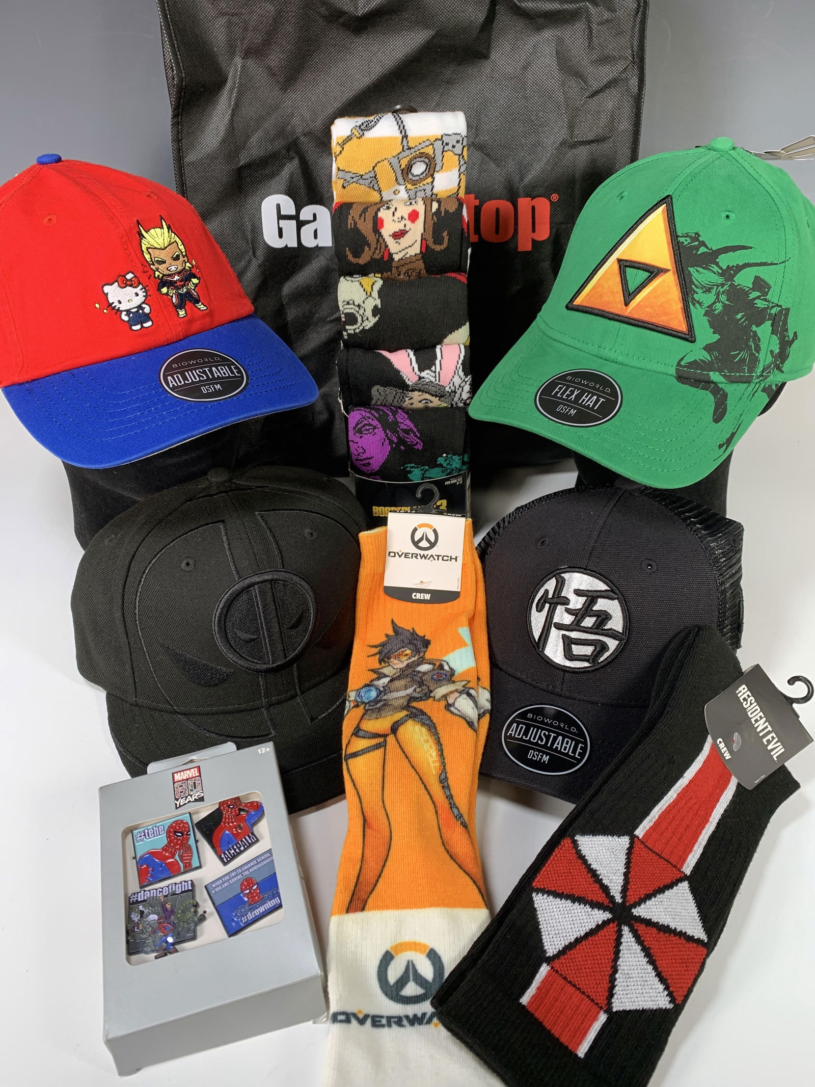 GRAB BAG ZELDA HELLO KITTY MARVEL OVERWATCH RESIDENT EVIL DRAGON BALL Z BORDERLANDS 3: GRAB BAG ZELDA HELLO KITTY MARVEL OVERWATCH RESIDE