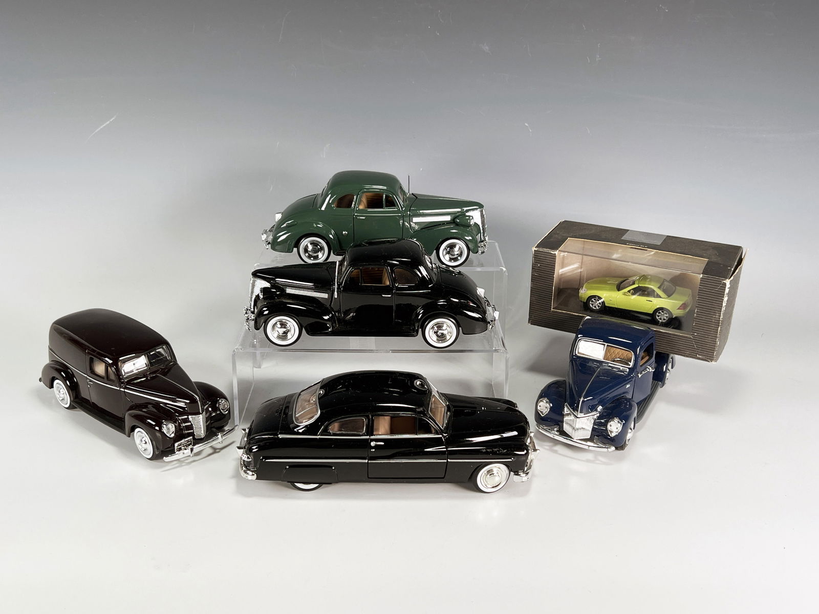 MERCEDES, MERCURY, CHEVROLET MODEL CARS (1 of 5)