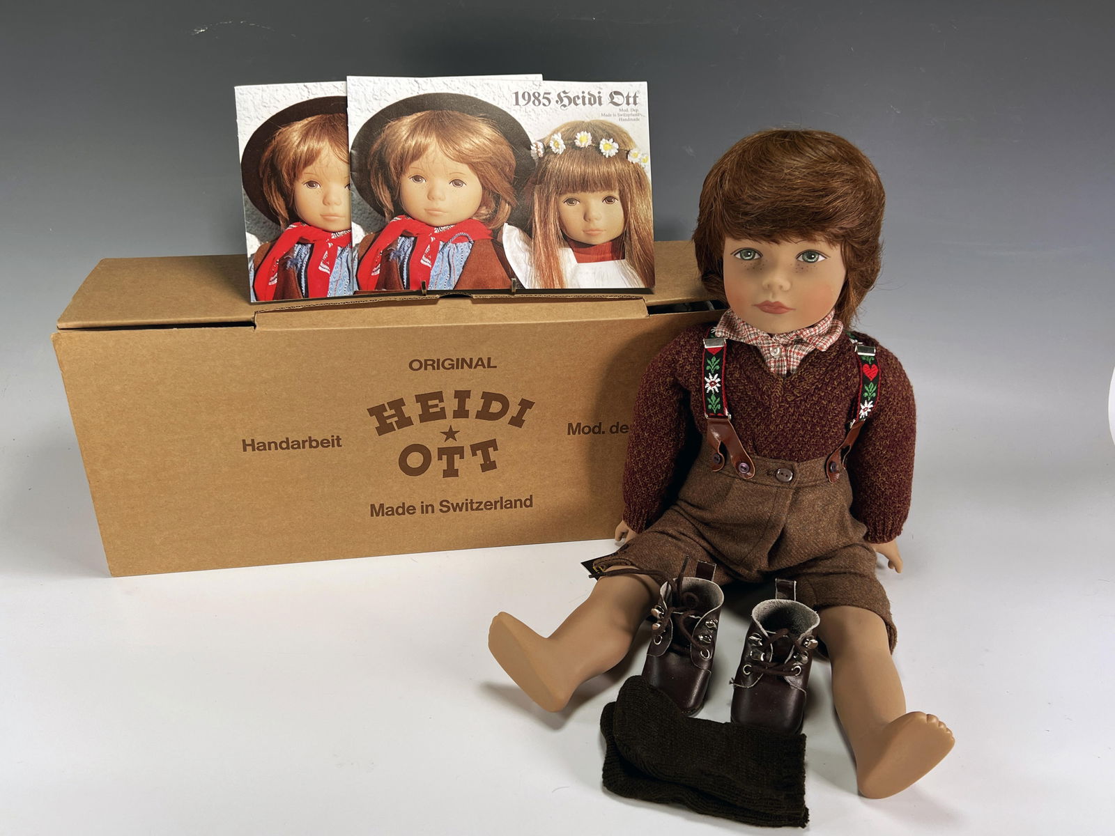 HEIDI OTT DOLL MADE IN SWITZERLAND IN BOX (1 of 6)