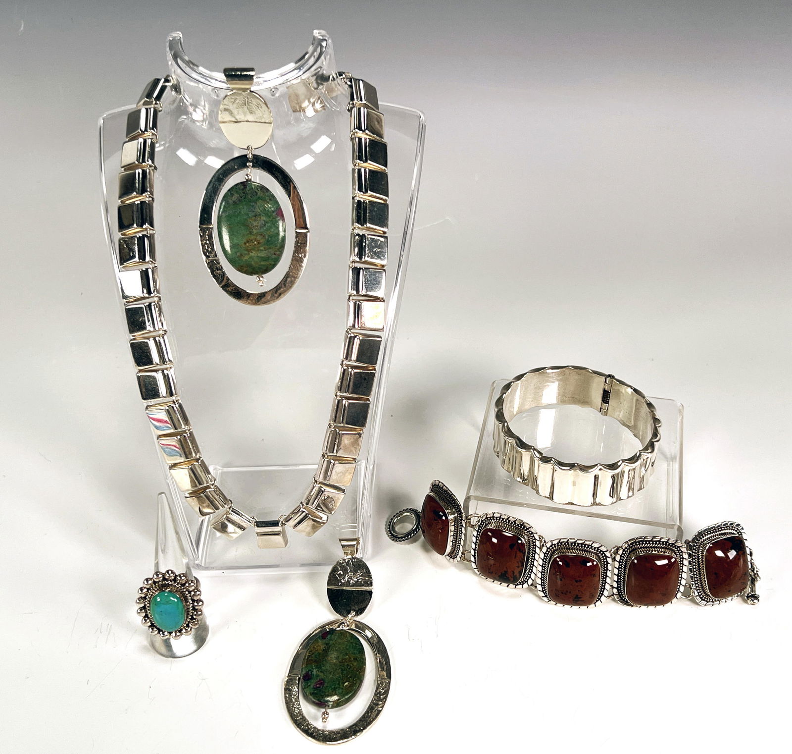 MODERN MEXICAN STERLING JEWELRY (1 of 7)