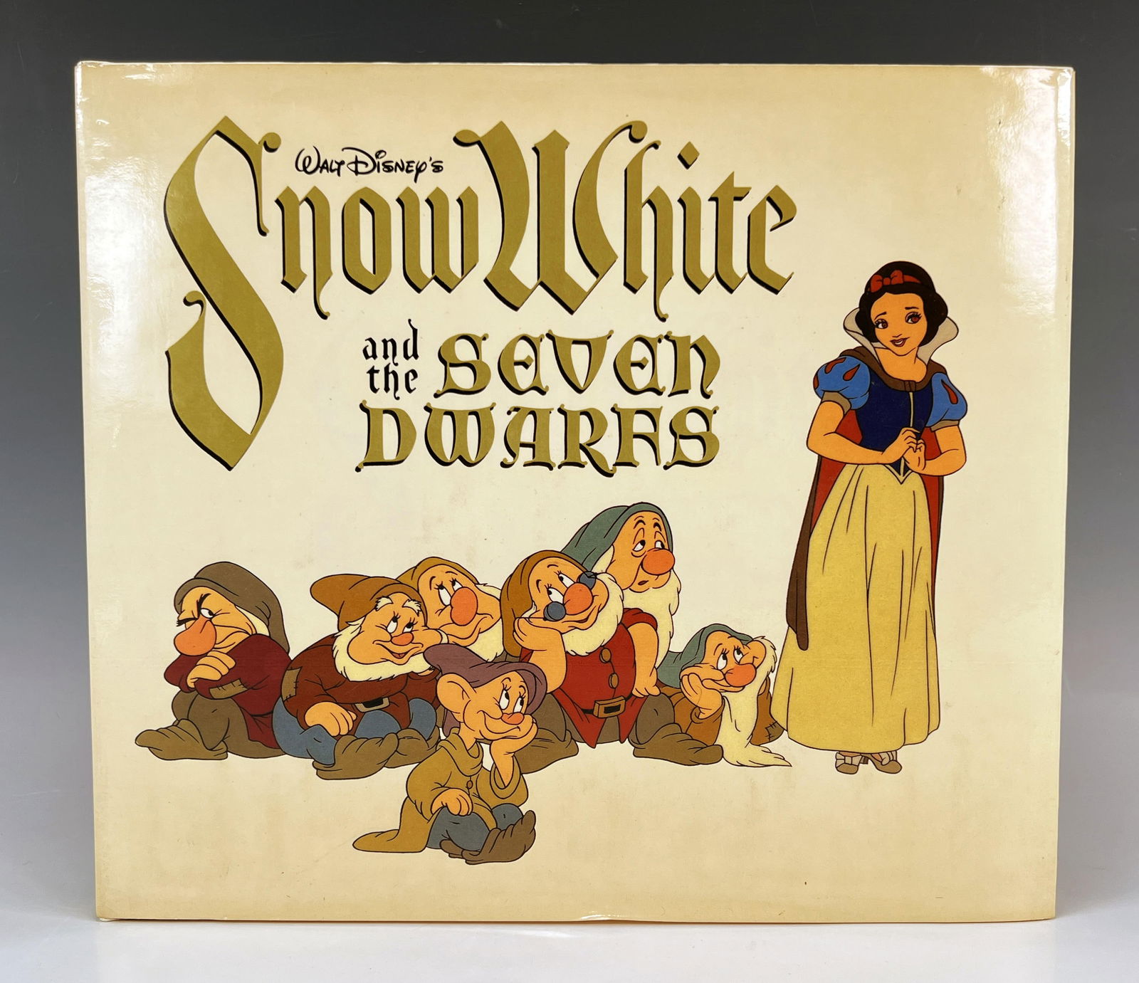 DISNEYS SNOW WHITE & THE SEVEN DWARVES HC BOOK: DISNEYS SNOW WHITE & THE SEVEN DWARVES HC BOOK
