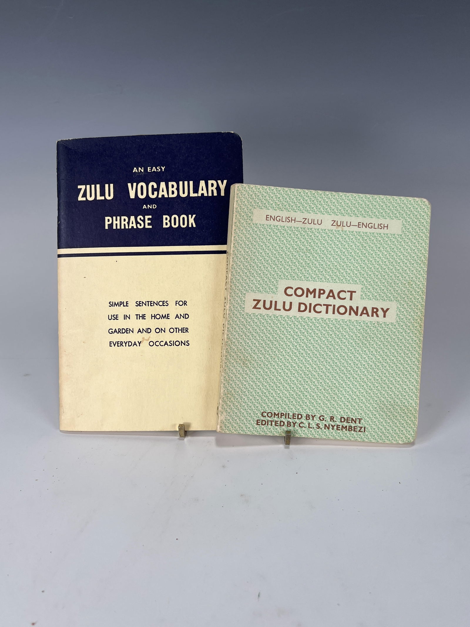 ZULU VOCABULARY PHRASES & DICTIONARY (1 of 3)