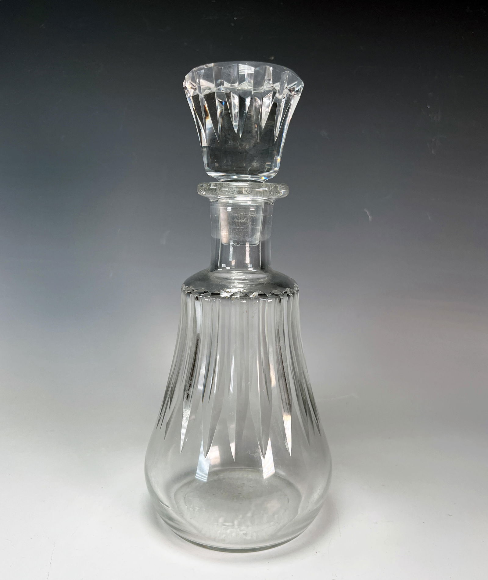 BACCARAT CRYSTAL DECANTER (1 of 3)