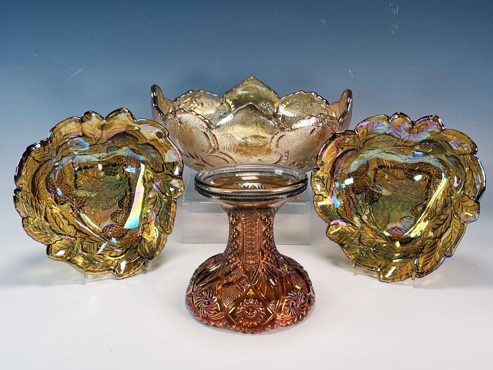 ORANGE MARIGOLD CARNIVAL GLASS (1 of 4)