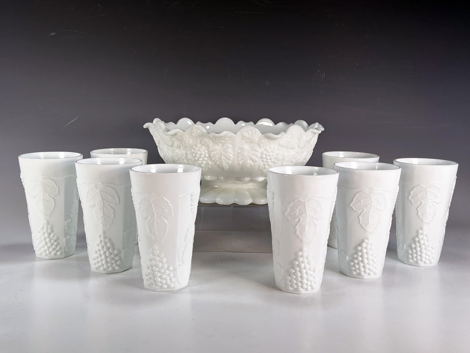MILK GLASS GRAPEVINE SET: MILK GLASS GRAPEVINE SET