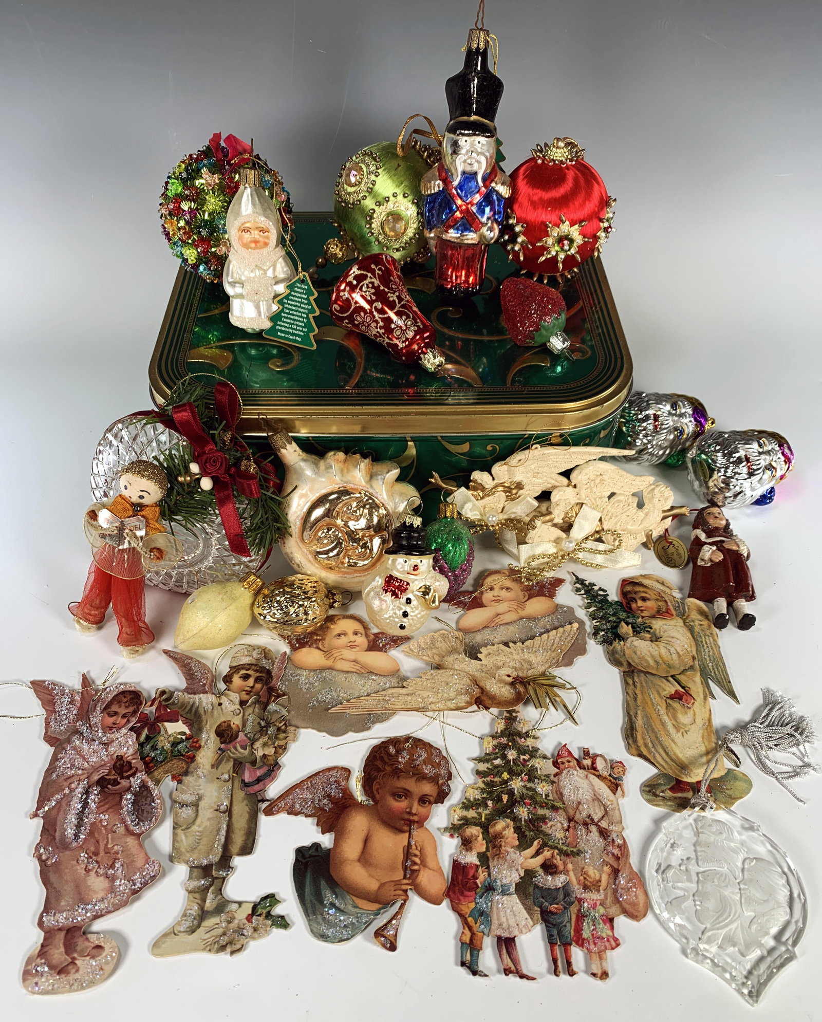 LOT OF VINTAGE CHRISTMAS ORNAMENTS LENOX:  Lot of Vintage Christmas Ornaments Lenox for Auction