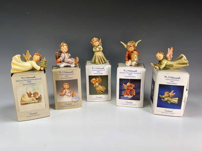 HUMMEL ANNUAL COLLECTIBLE ORNAMENTS IN BOX: Hummel Annual Collectible Ornaments in Box for Auction
