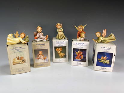 HUMMEL ANNUAL COLLECTIBLE ORNAMENTS IN BOX:  Hummel Annual Collectible Ornaments in Box for Auction