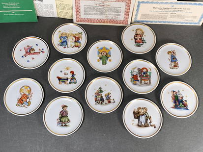 SET OF 12 MINI HUMMEL COLLECTOR'S PLATES: Set of 12 Mini Hummel Collector's Plates with 22kt Gold Decoration