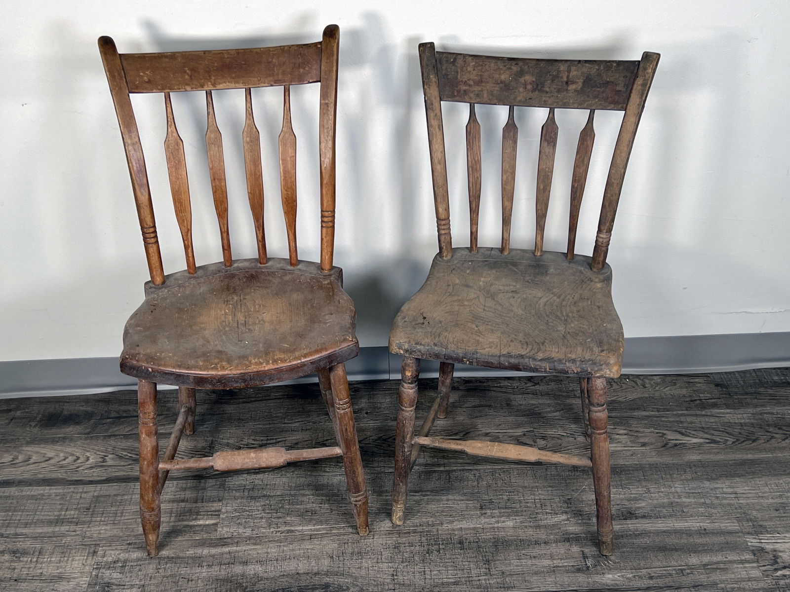TWO ANTIQUE WOODEN SIDE CHAIRS (1 of 2)