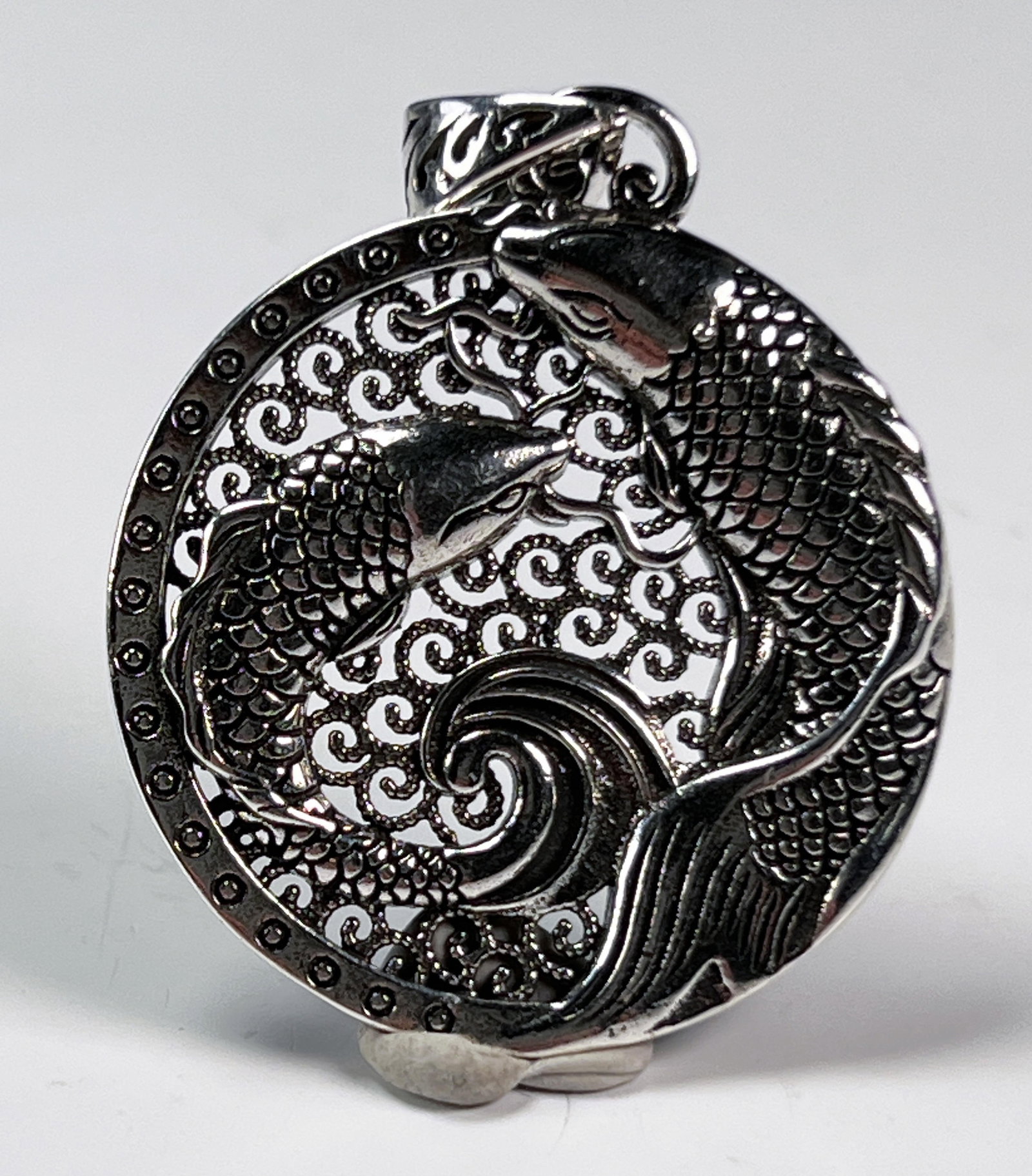 HARMONIOUS DOUBLE FISH CHARM PENDANT - ASIAN SYMBOLISM