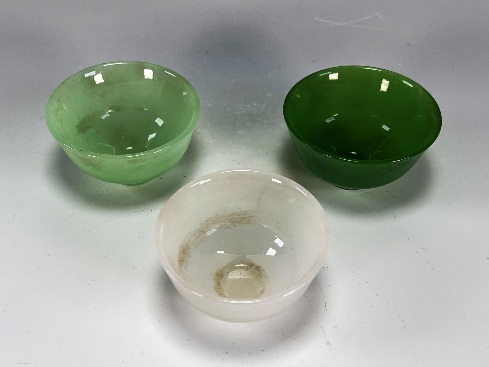 3 PEKING GLASS TEA CUPS (1 of 3)