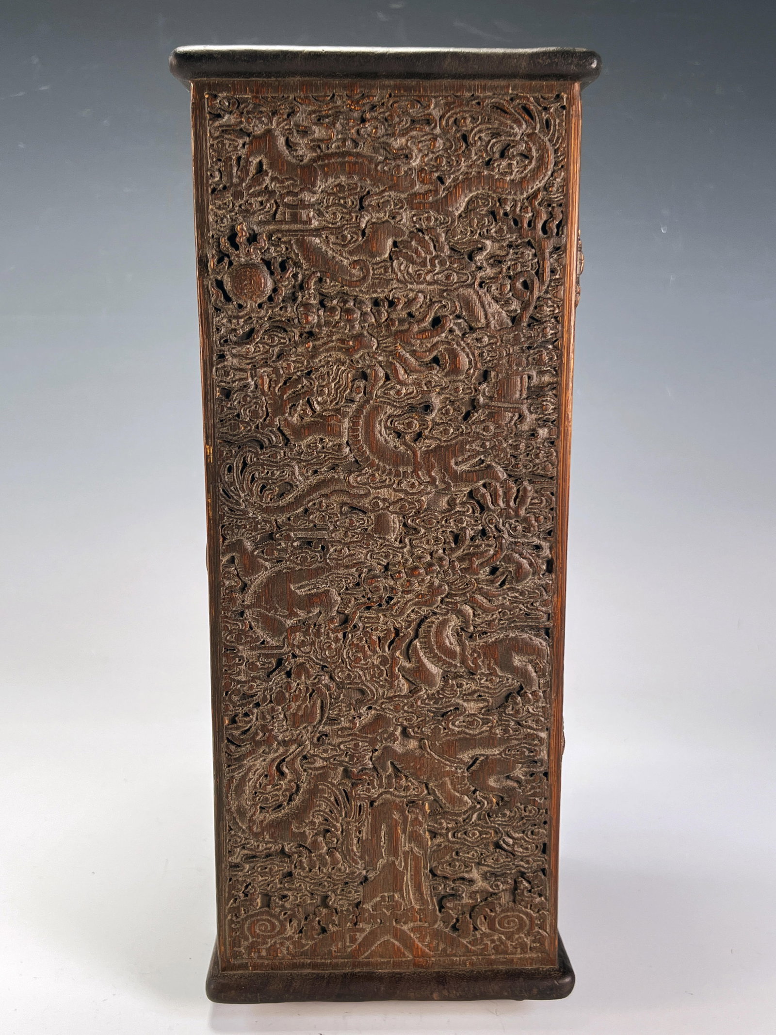 CARVED WOODEN SQUARED DRAGON VASE