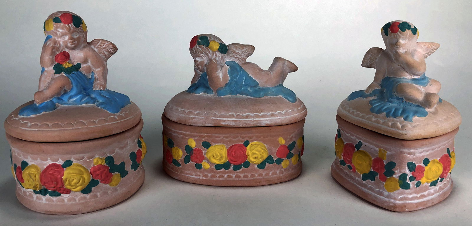THREE CERAMIC ANGEL LIDDED BOXES (1 of 6)