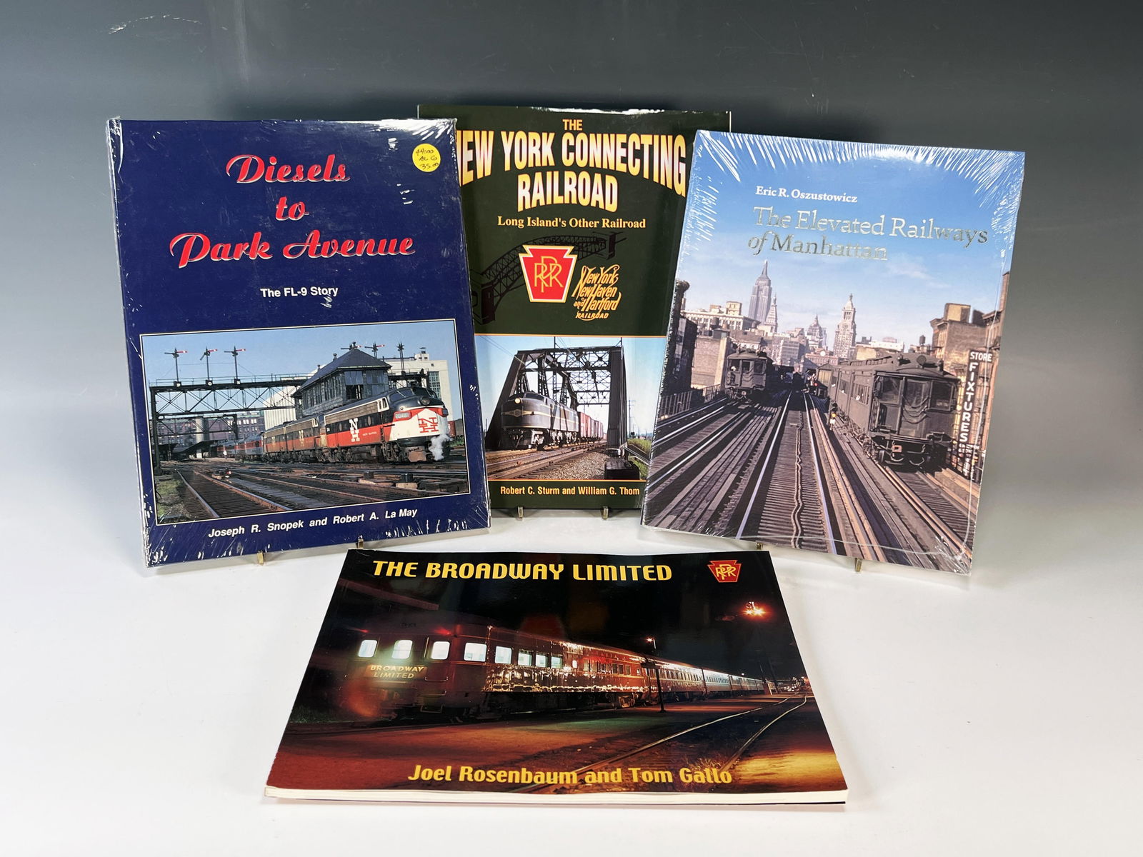 4 BOOKS ON NEW YORK MANHATTAN RAILS, TRAINS, ELEVATED SYSTEMS (1 of 5)