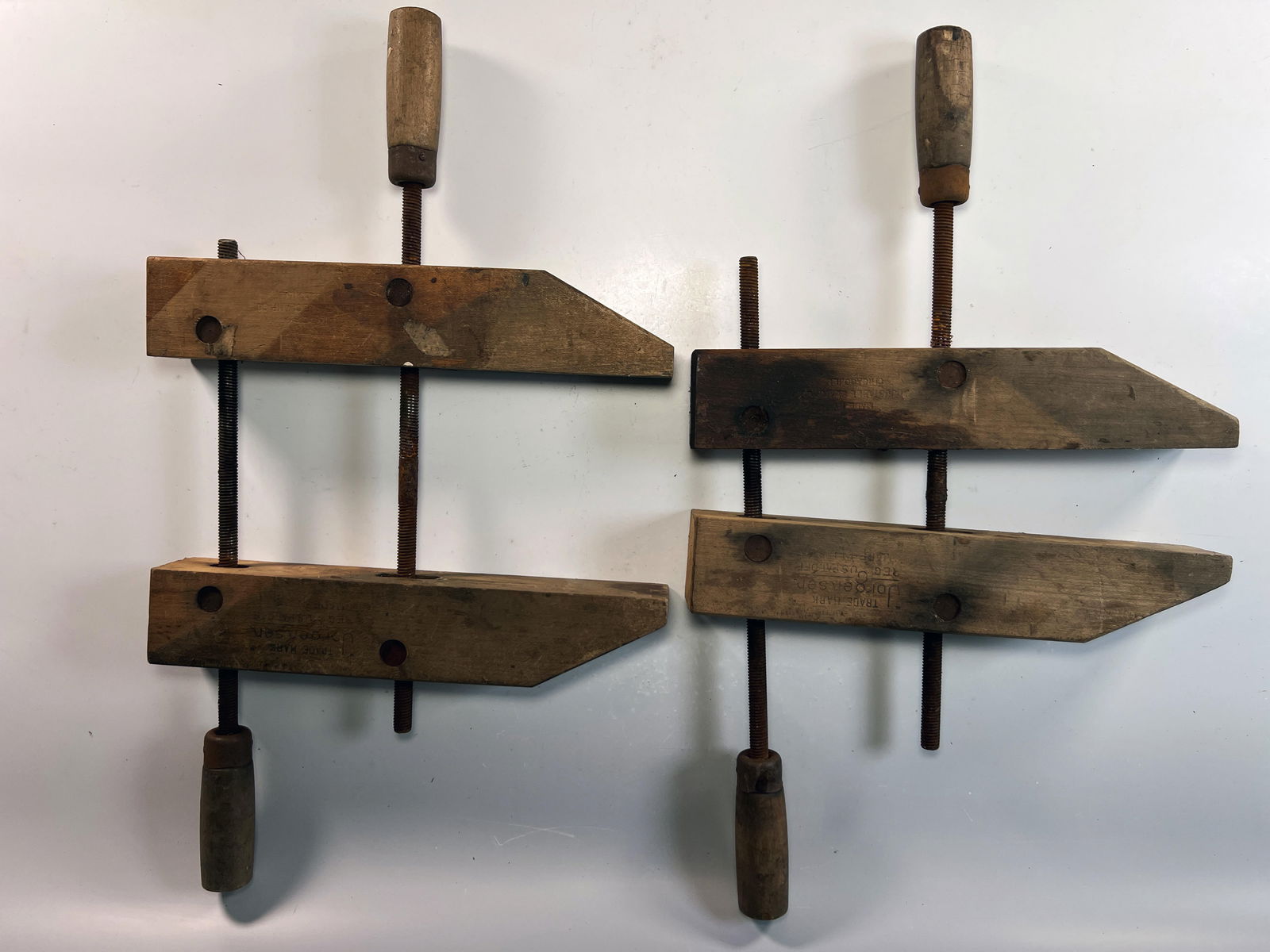 ANTIQUE WOODEN ADJUSTABLE CLAMPS JORGENSEN (1 of 5)