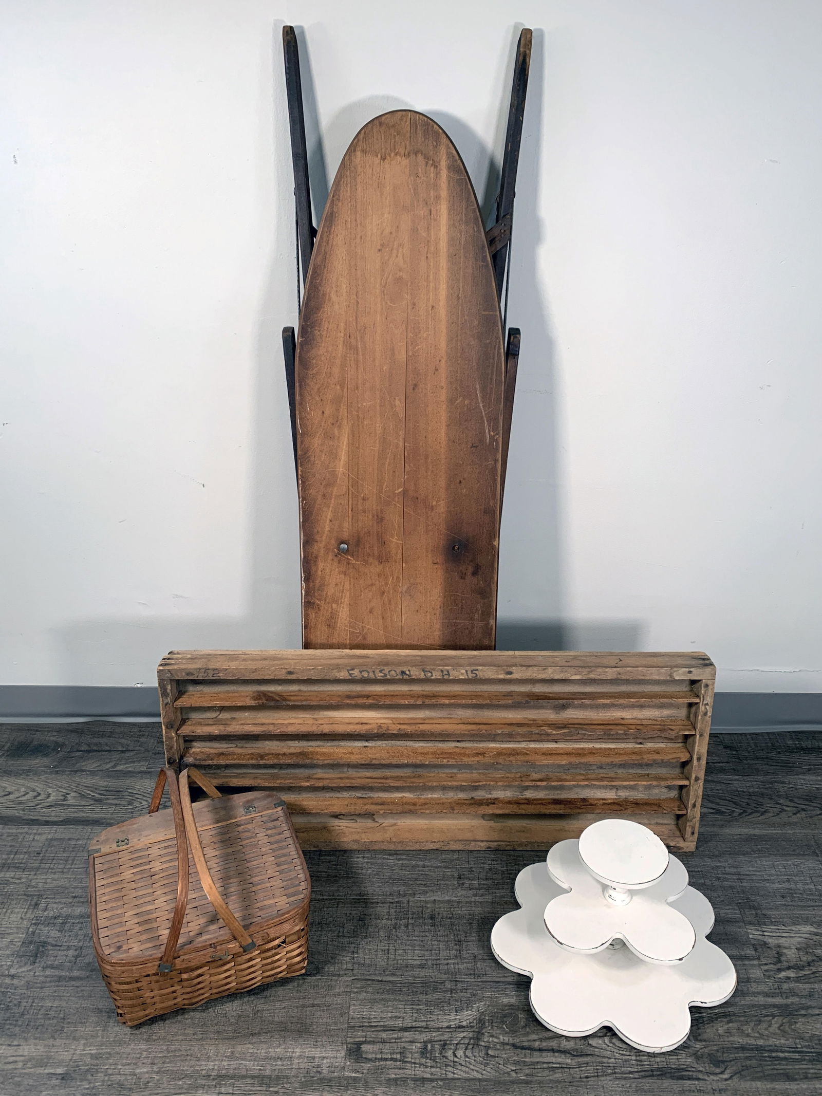 4 RUSTIC WOODEN ITEMS (1 of 6)