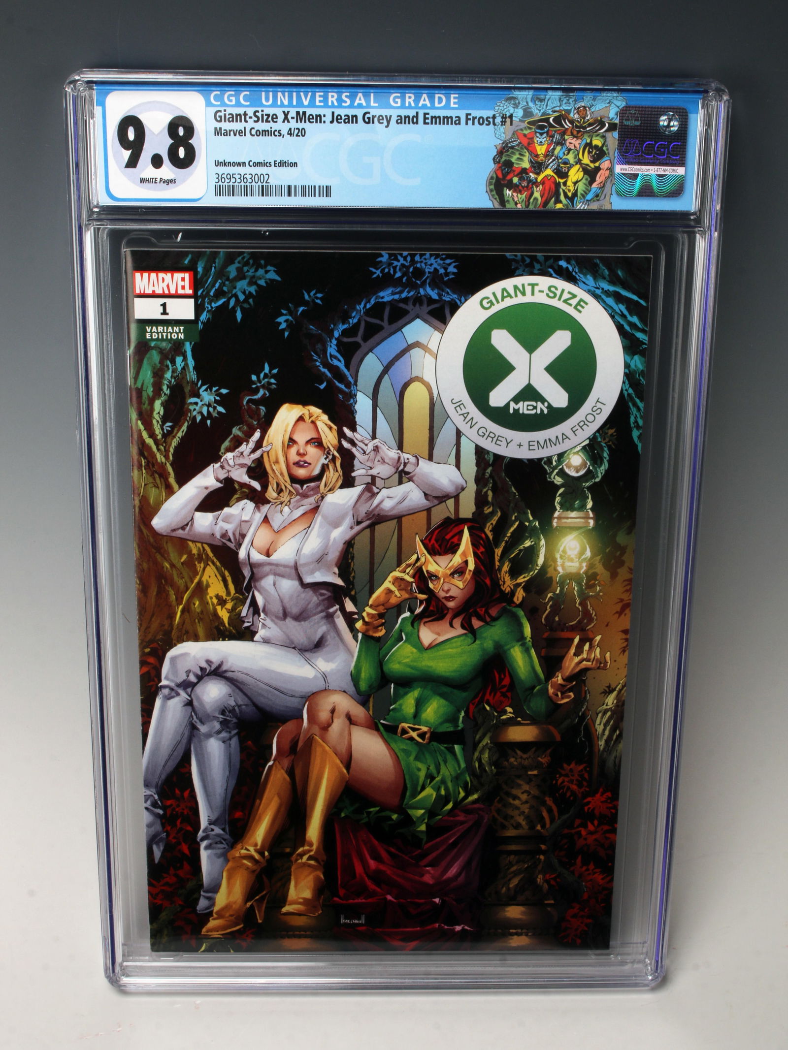 GIANT-SIZE X-MEN: JEAN GREY AND EMMA FROST CGC 9.8 (1 of 3)