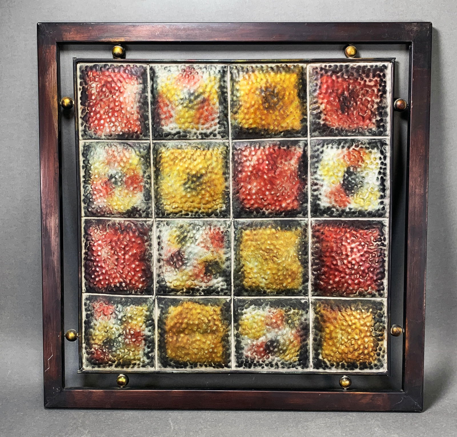 METAL GEOMETRIC WALL ART (1 of 3)