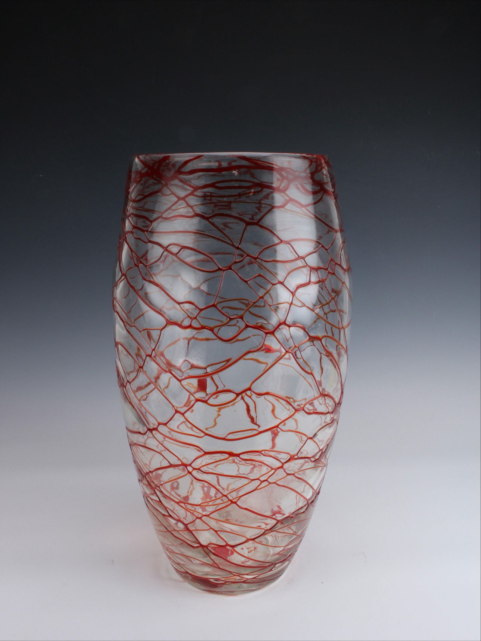 LARGE ART GLASS VASE (1 of 4)