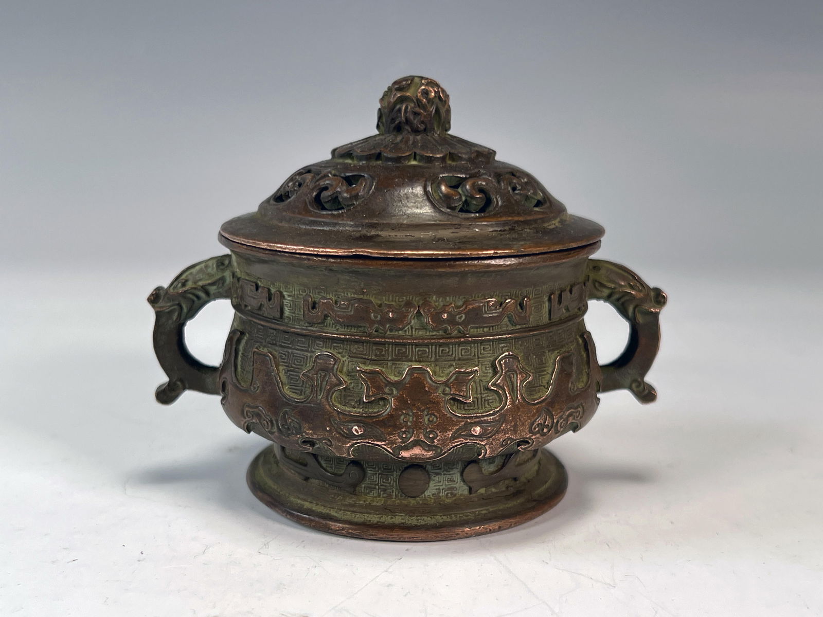 CHINESE BRONZE CENSER WITH PIERCED LID (1 of 4)