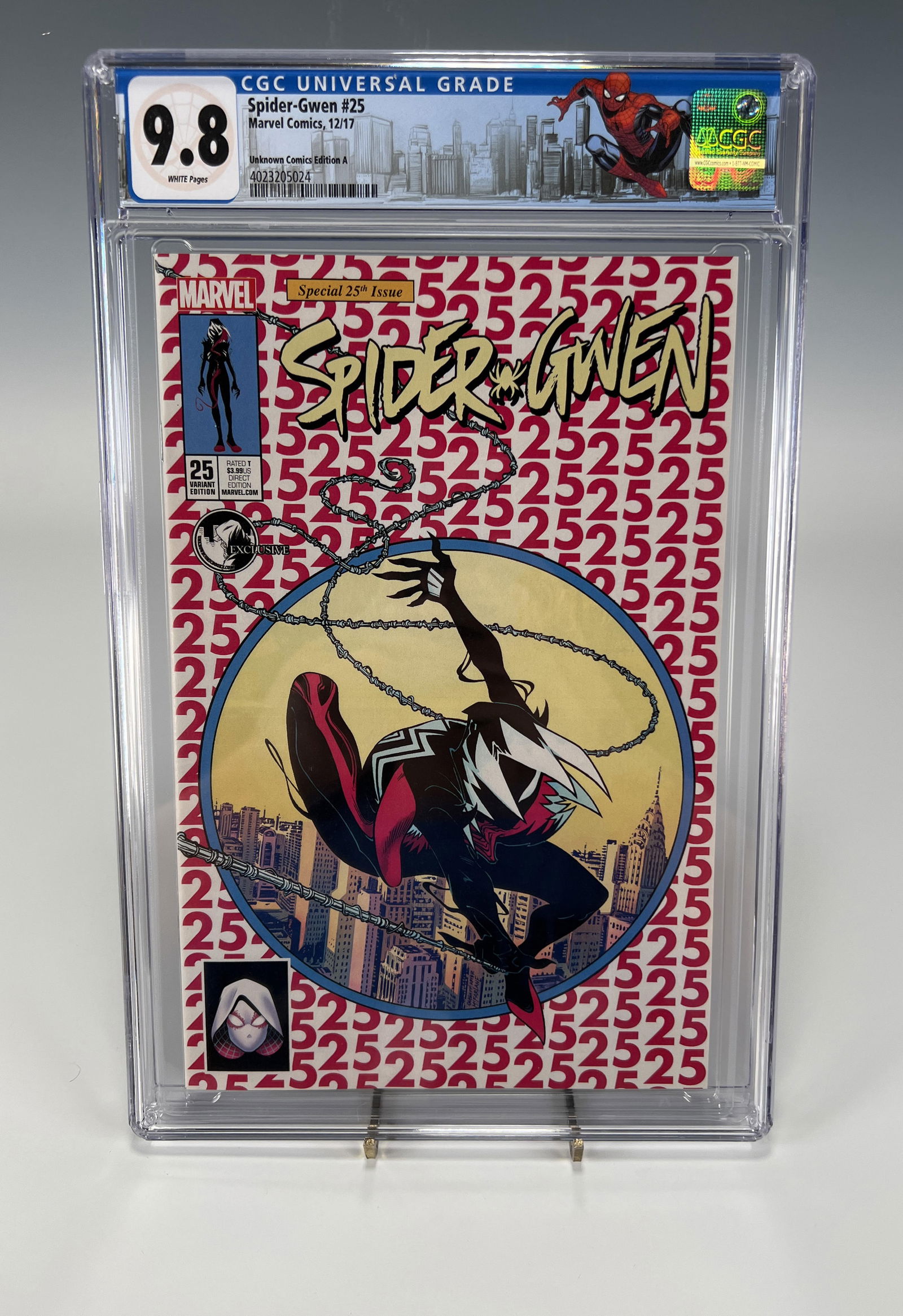 SPIDER-GWEN #25 CGC 9.8 GWENOM VARIANT HOMAGE COVER (1 of 3)