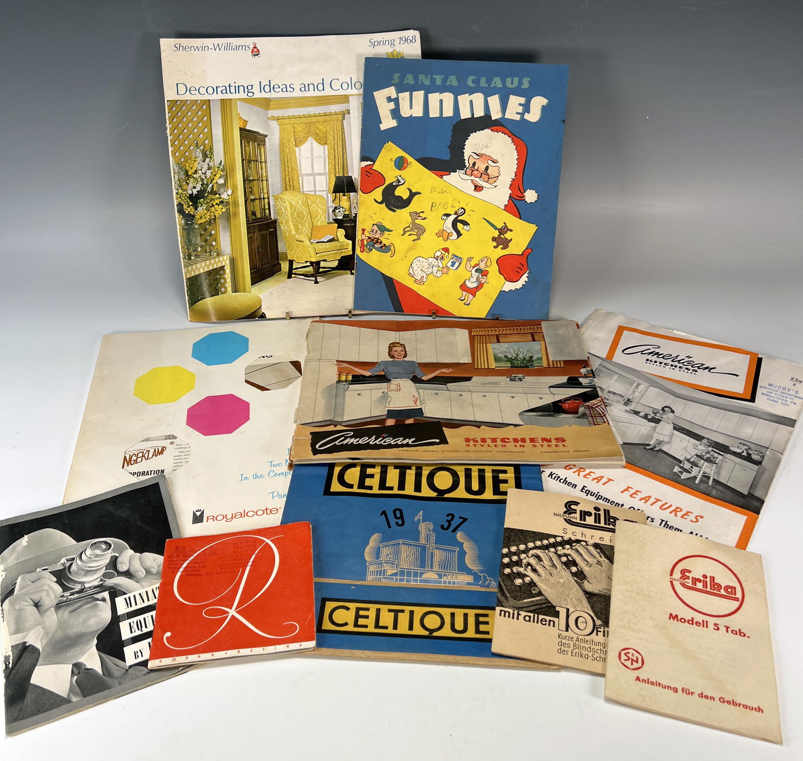 LOT OF VINTAGE ADVERTISING EPHEMERA (1 of 2)