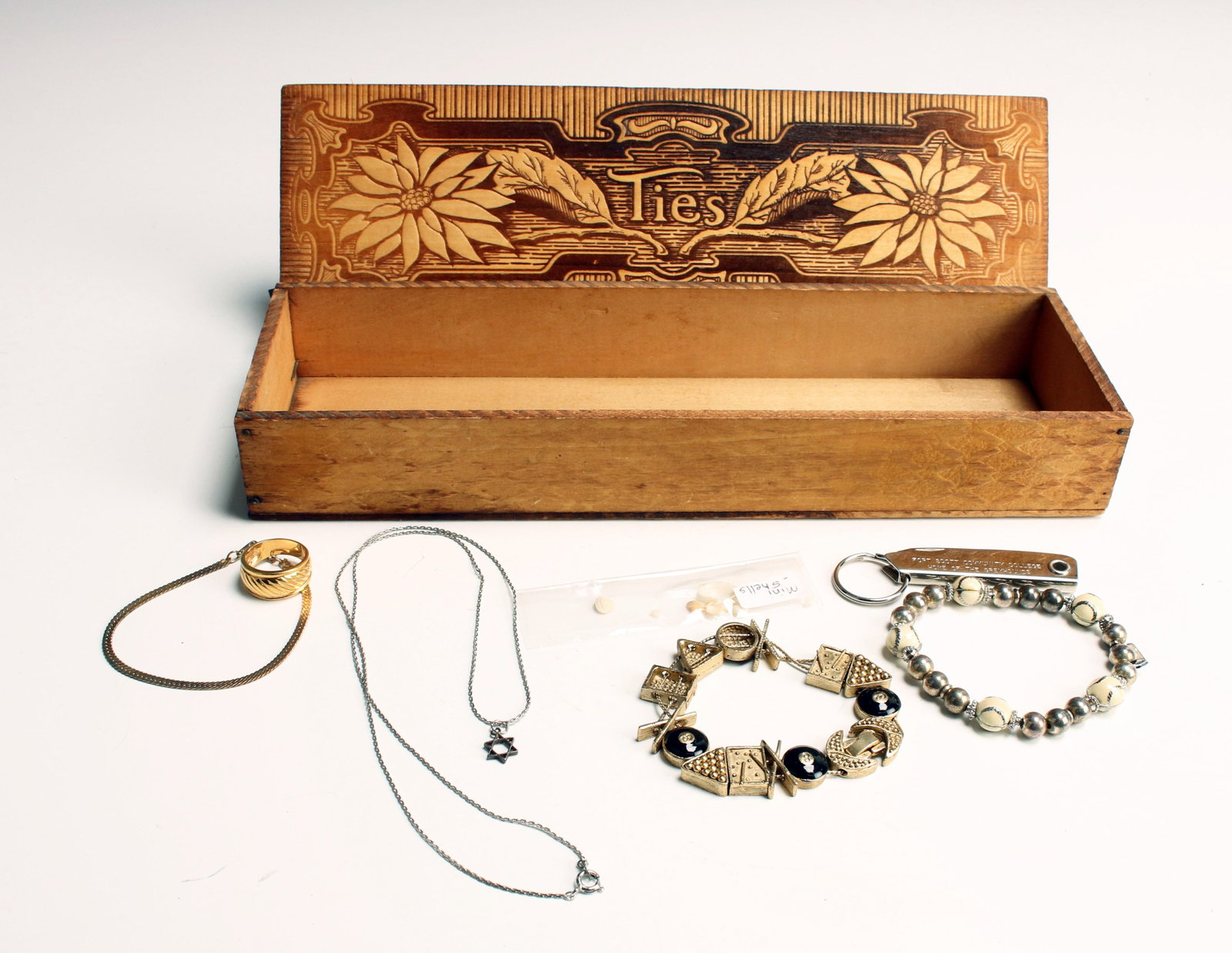 VINTAGE PYROGRAPHY TIE BOX & JEWELRY