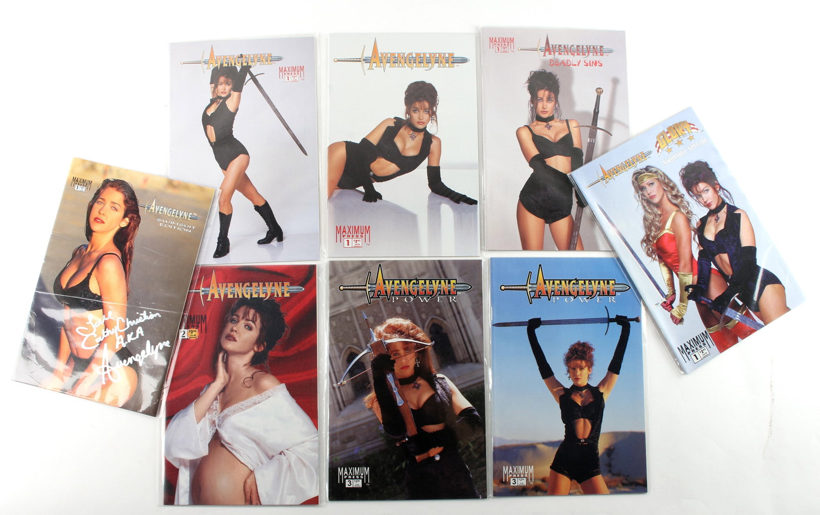 AVENGELYN SWIMSUIT COVERS & AUTOGRAPH