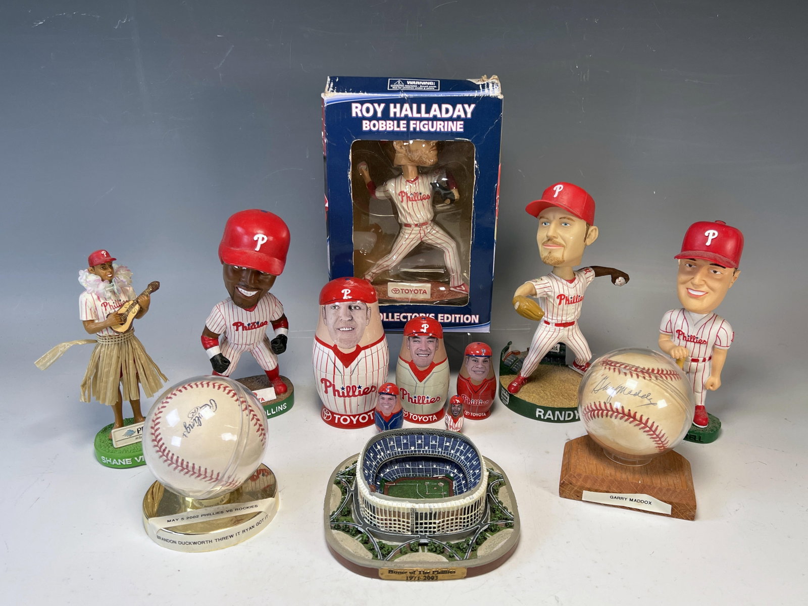 COLLECTION OF PHILADELPHIA PHILLIES MEMORABILIA