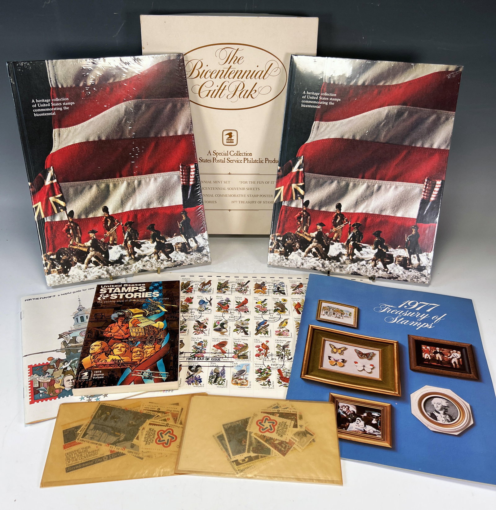 USPS SPECIAL COLLECTION BICENTENIAL STAMPS