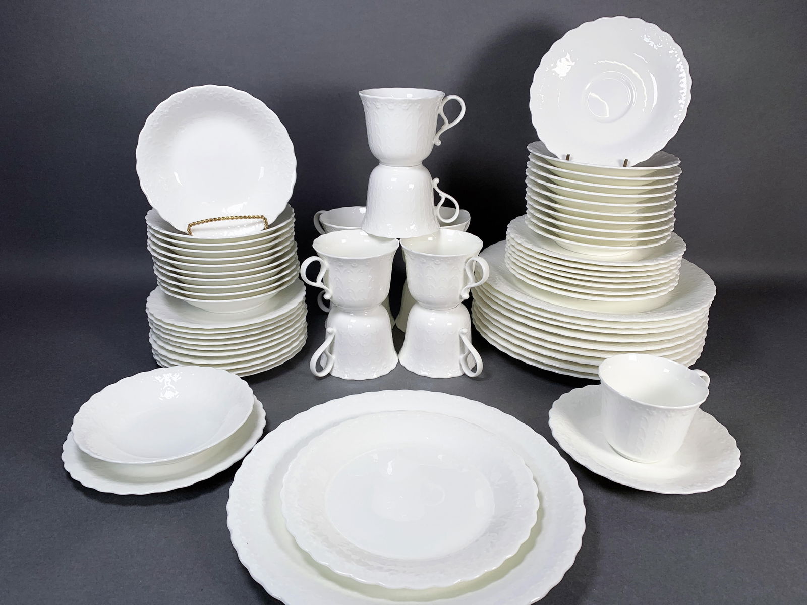 MIKASA BONE CHINA WHITE SILK
