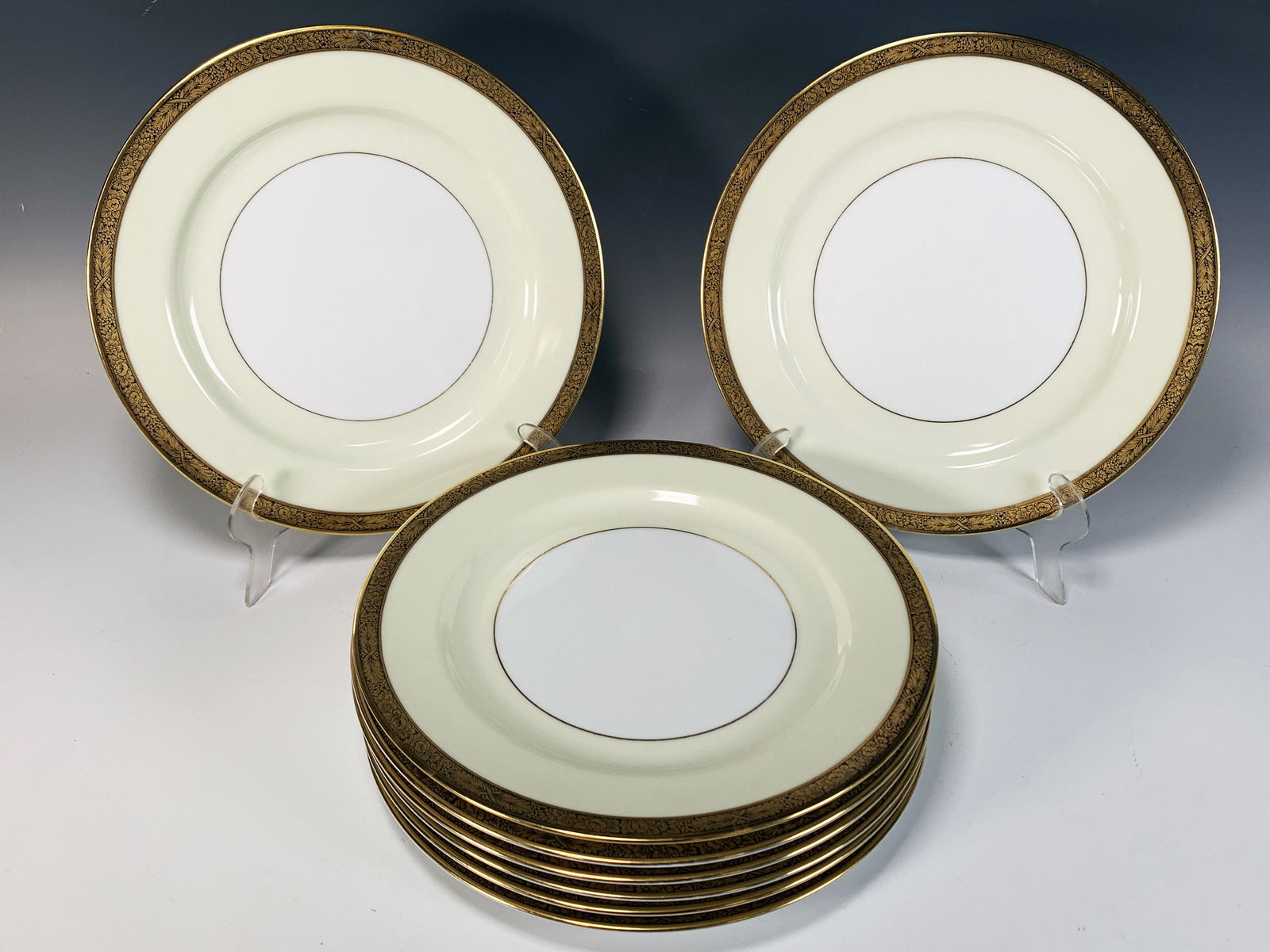 NORITAKE HAND PAINTED GOLDKIN DINNER PLATES